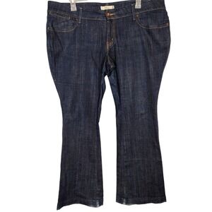 Levis 542 Flare Jeans Women 22M Dark Wash Blue Denim Distressed Hem Mid Rise y2k